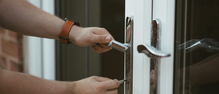 24 hour key locksmith Highland